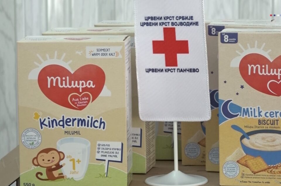 Crveni krst Pančevo: Mleko i mlečne formule za bebe kao deo pomoći za socijalno ugrožene porodice